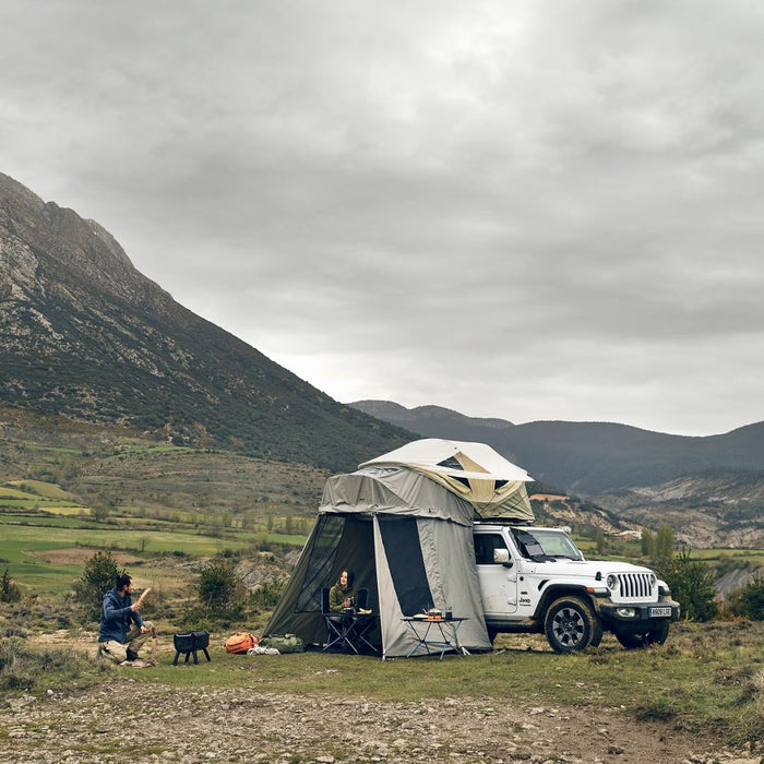 Thule Approach Annex L: four-person roof top tent annex - Thule - Van Life Living