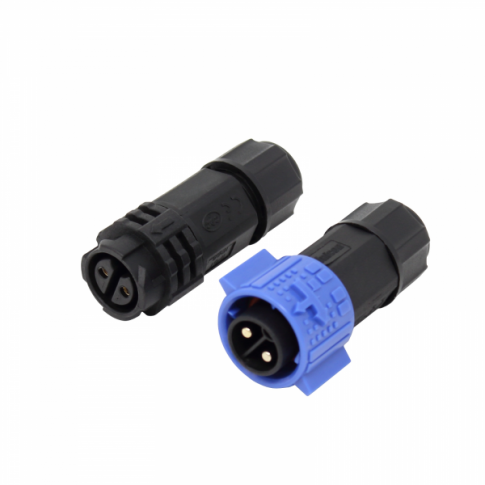 Photonic Universe Pair of 2-pin IP67 waterproof locking connectors 300V 20A - Dyna-mo Solar - Van Life Living