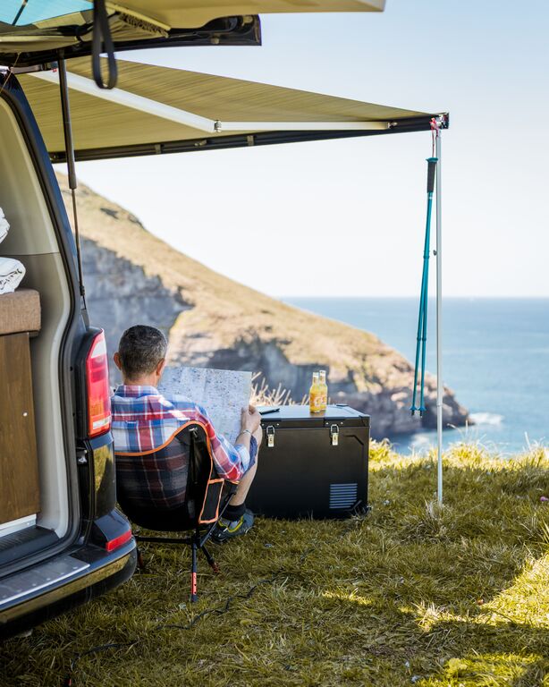 F45s 260 - VW T5 / T6 M / T - RHD - Wall Installation Awning