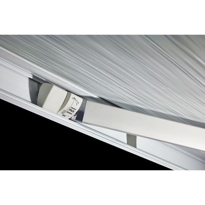 Thule Omnistor 5200 awning w fitting bracket fits Citroën Jumper 2006- L2 H2 - Thule - Van Life Living